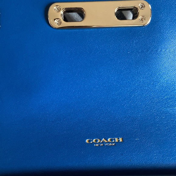 Coach 53028 Swagger Wallet in Pebble Leather Denim - Picture 2 of 6